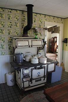 Burning Cooking Stove